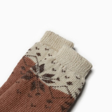 Women's socks, brown color/snowflakes, size 25-1
