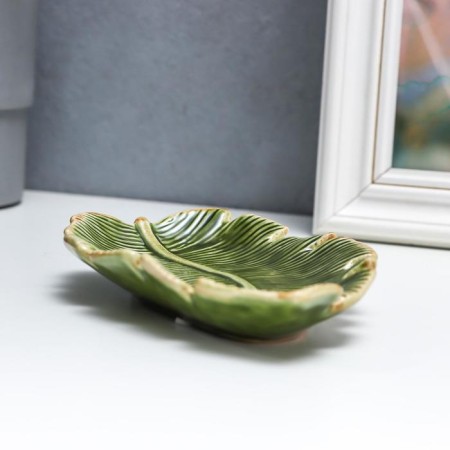 Decorative ceramics plate "Palm leaf" 2.2x10x16 cm-1