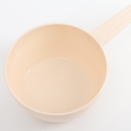Plastic bucket for bathing and shampooing, children's bath bucket, 1l., Cream color-2