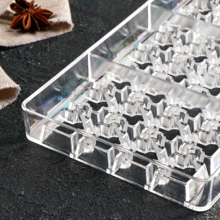Form for chocolate and sweets “Puzzles”, 32 cells, 20 × 12 × 2.5 cm, cell 2 × 2 × 0.8 cm-3