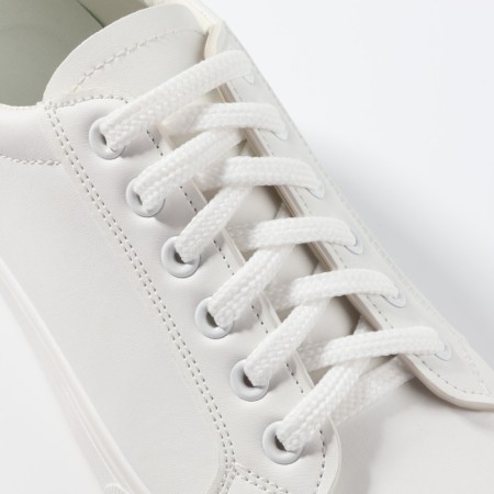 Shoes for shoes, steam, flat, 6 mm, 90 cm, packing 25 pcs, white color