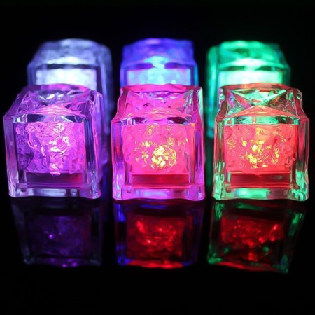 A water nightster "Ice" LED from 3XAG3 batteries of 2.6x2.6x2.7cm-11