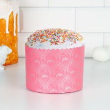 Paper form for cupcake, muffins and kulich 