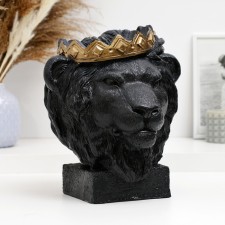 The piggy bank 