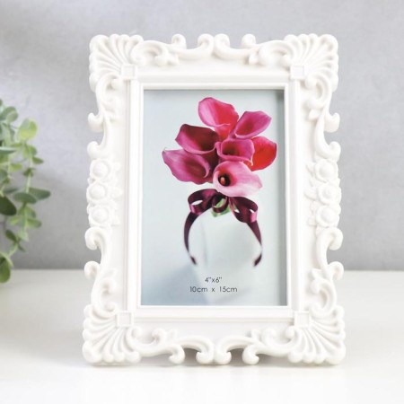 Photo frame plastic 10x15 cm "Rose and curls of rose" white 20.5x15.5 cm
