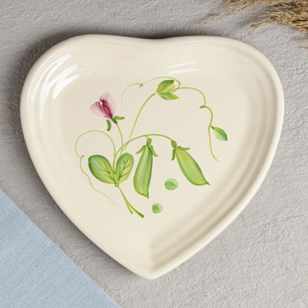 Board "Heart" 23x22cm, peas-2