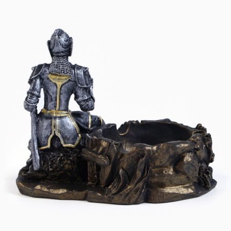 An ashtray "Knight-crossbreak", 11x8.3x12.5 cm-2