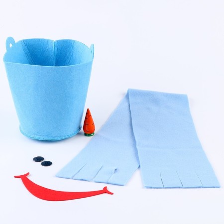 Game set "for sculpting a snowman"