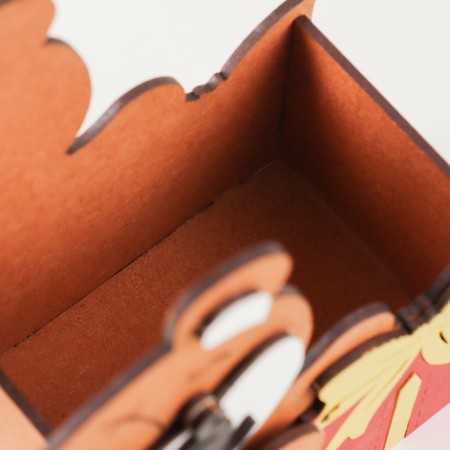 Gift packaging "Bear with a gift" 17x8x16 cm, oak red-5