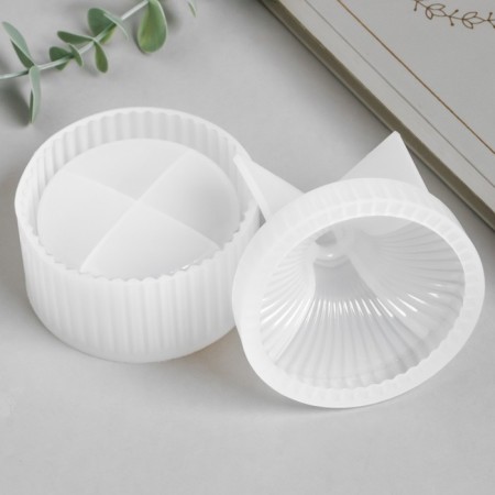 Mold Silicon "Casket Rubery" with a lid 6x6x8.3 cm-2