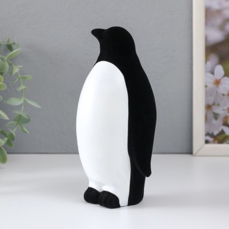 Souvenir Ceramics "Penguin Arctic" 9x7.2x16.3 cm-3