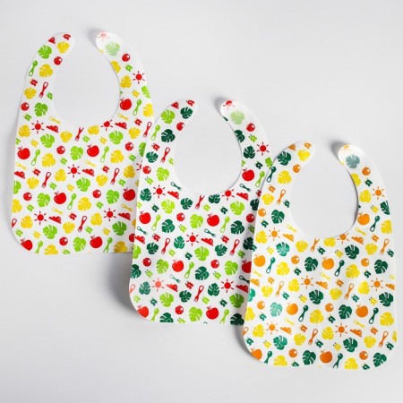 A set of bibs for feeding "Tasty History" waterproof on Velcro, 3 pcs.