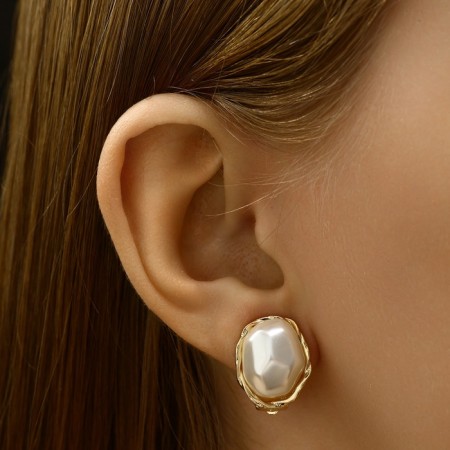 Clips with pearls "abstraction" blues, color gold-4