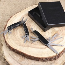 Set of Gift Swiss Knife and Multitula