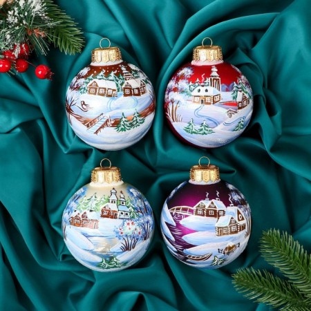 A set of 4 Christmas balls 100 mm "Winter Dream"