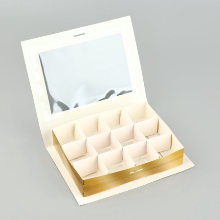 Box under 12 sweets with cells of "Happy holiday!" 18.5 x 13.5 x 3.5 cm-4