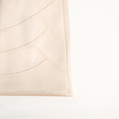 Gloves are female, dimensionless, without insulation, milk color-2