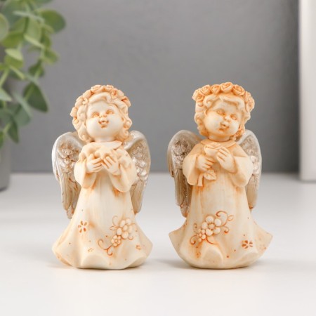Souvenir Polystone "Angel in a flower dress and a wreath with silver wings" mix 8.5 cm