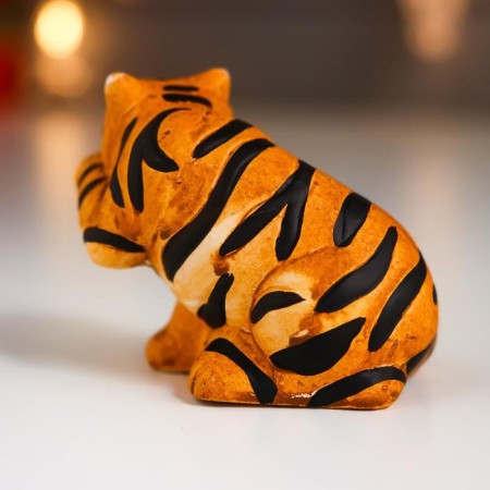 Souvenir ceramics "Tiger - give paw" 7x4.5x5.5 cm-3