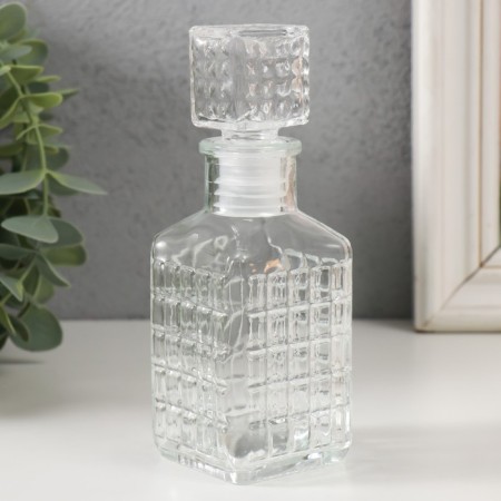 Diffusor for essential oils with a “square” lid 100 ml transparent 4.5x5x13.5 cm