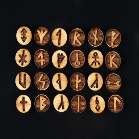 Runes for fortune telling "Icelandic", 24pcs, Book-1