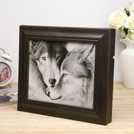 Key "Wolves" wenge 26x31x4.5 cm mix-1