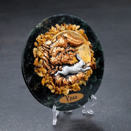 Souvenir plate "Fox and hare", D = 12 cm, coil-1