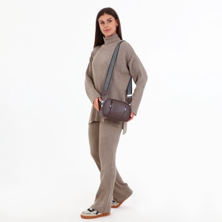 Cross-Bodi bag on zippers, external pocket, brown color-8