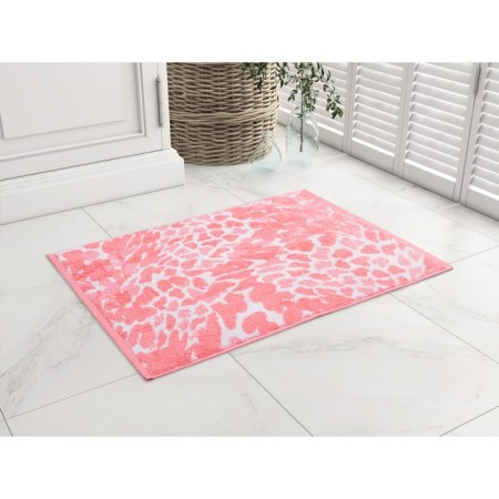Rosy quartz legs towel, size 50x70 cm, pink color
