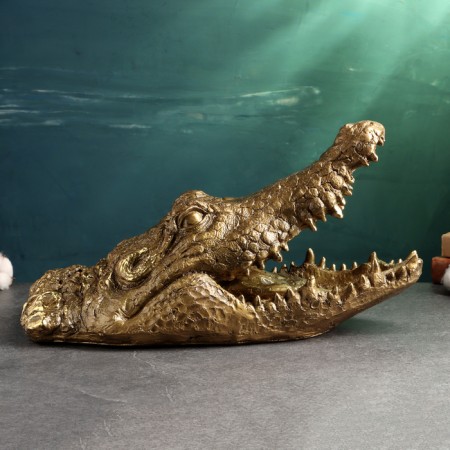 Figure "Crocodile's mouth" 23x45cm, bronze