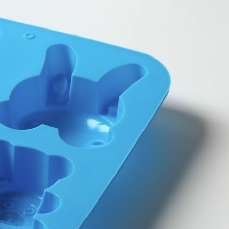 The form for baking the share "Animals. Zoo ”, silicone, 26 × 17 cm, 6 cells (7.2 × 6.4 cm), mix color-4