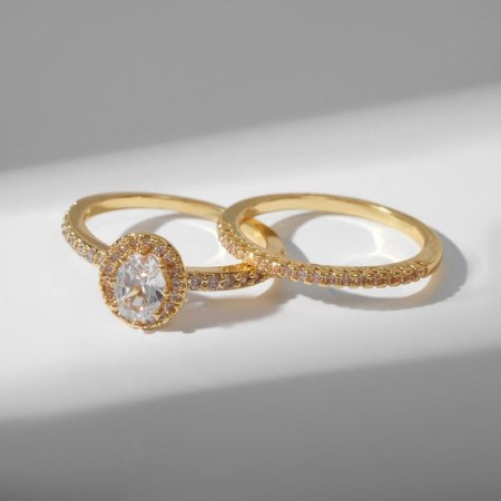 Ring "Treasure" crystal oval, white color in gold, size 18-1