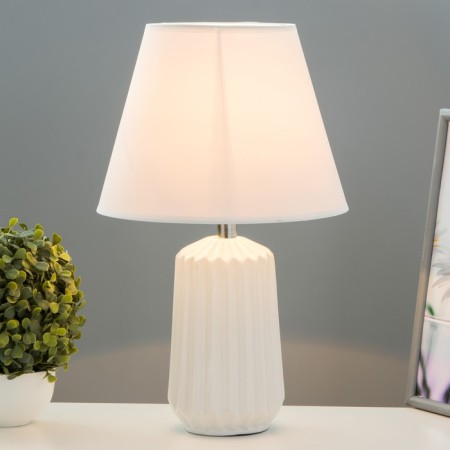 Lesen's table lamp E27 40W white 20x20x40 cm Risalux-1