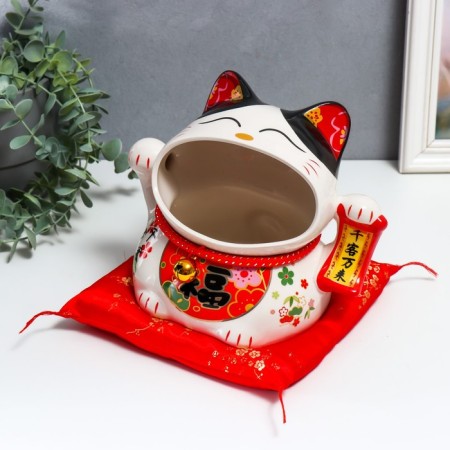 Souvenir stand ceramics "manei-nako with a sweatshirt" 22x17.5x18 cm-2