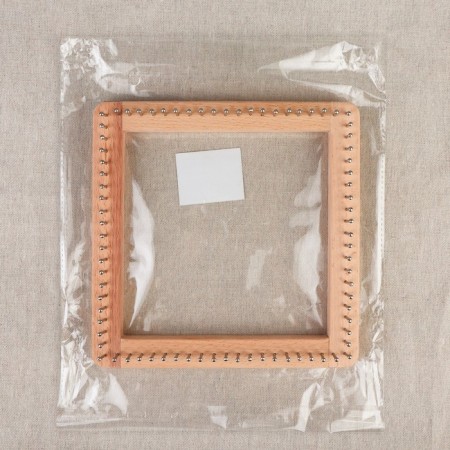 A device for weaving, wooden, with metal pins, 20 × 20 × 3.5 cm-2