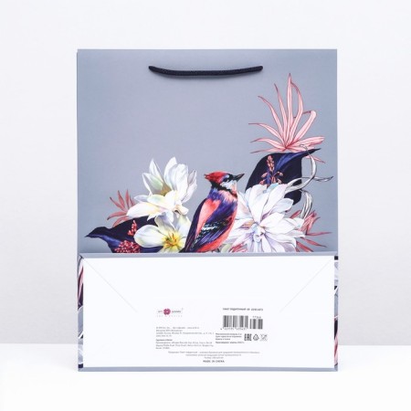 Gift package "Bouquet with a bird" 26 x 32 x 12 cm-1