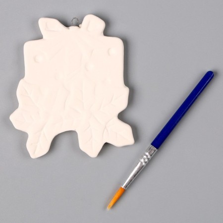 Christmas tree decoration for coloring "gift" with a suspension, brush-1