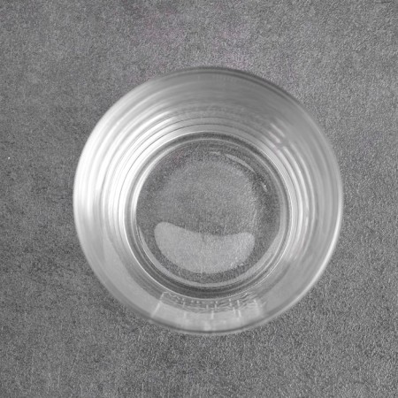 Sweep and drink a glass of “keep your calm” 250 ml-1