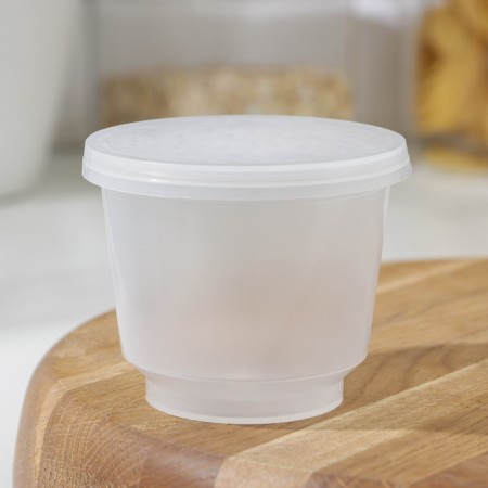 Food plastos container, 250 ml, with a sealed lid