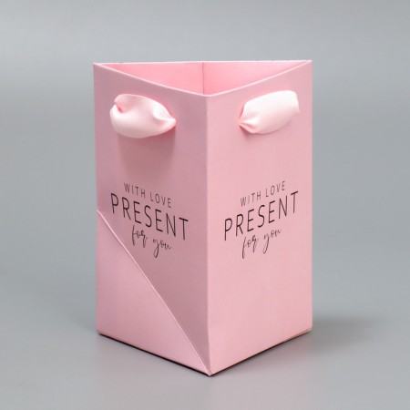 Gift package for flowers is triangular, packaging "Gift" 12 x 8.3 x 9.6 cm-3