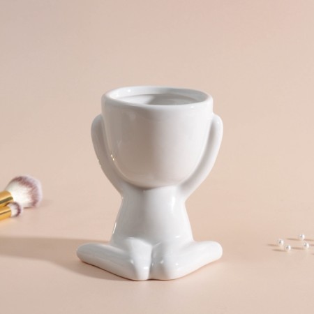 Interior subject "Mr. Green" A lover of silence 11.1*9.7*8.5 white ceramics-4