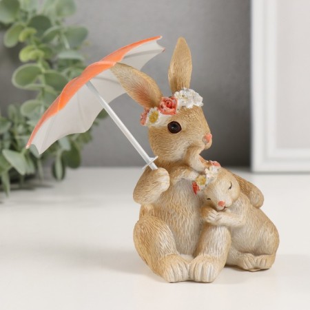 Polystone souvenir "Cute bunnies under an umbrella" 12x9.5x14.5 cm-1