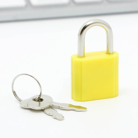 Questionnaire in a solid cover on the lock "Corgi", A6 40 liters-1