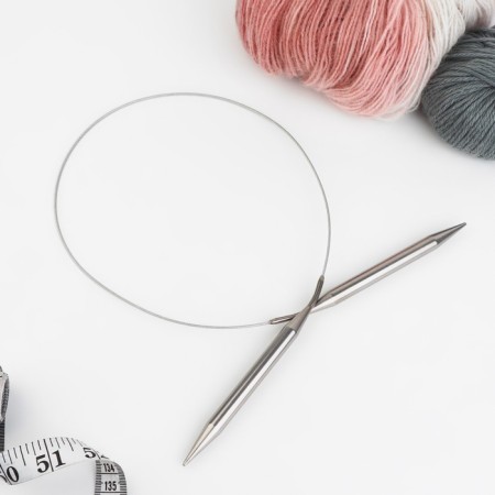 The knitting needles are circular, for knitting, with a metal cable, d = 10 mm, 14/80 cm-1