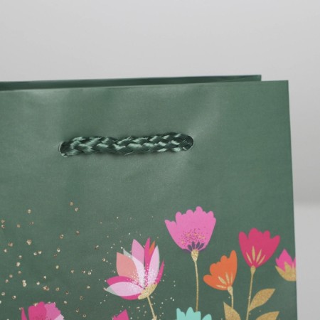 Gift package laminated, packaging, "flowers", s 12 x 15 x 5.5 cm-3