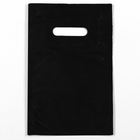 Polyethylene package with a cut handle, black 20-30 cm, 30 microns
