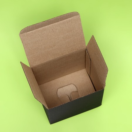 Box under a mug, without a window, black 12 x 9.5 x 12 cm-3