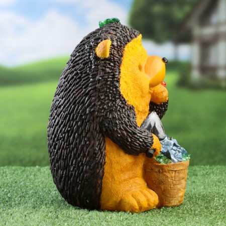 Garden figure "Hedgehog with a pot of flowers" 25x19.5x16cm-3