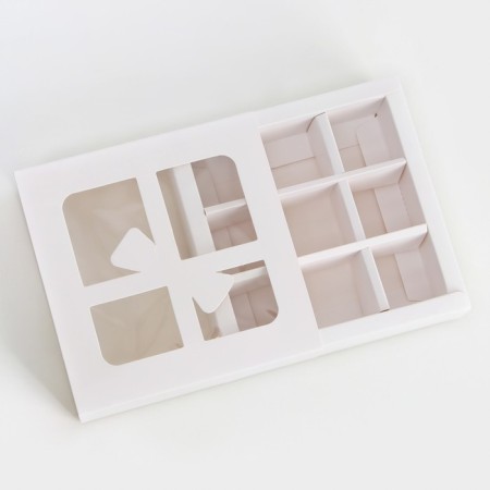 Box for 9 sweets cutting down, "bow", white 13.7 x 13.7 x 3.8 cm-3