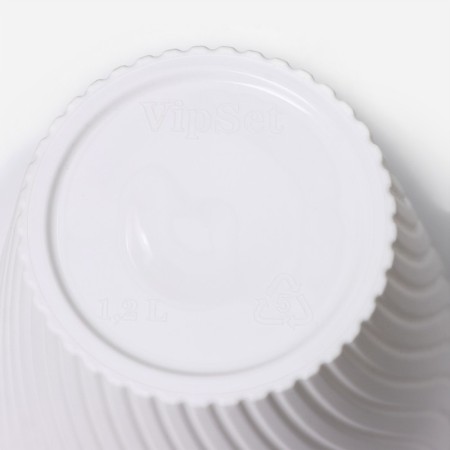 Kashpo for flowers with an insert "Louis", 1.2 l, white color-2